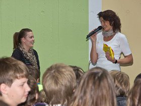 Projekttage Übergabe 354x235-2.jpg